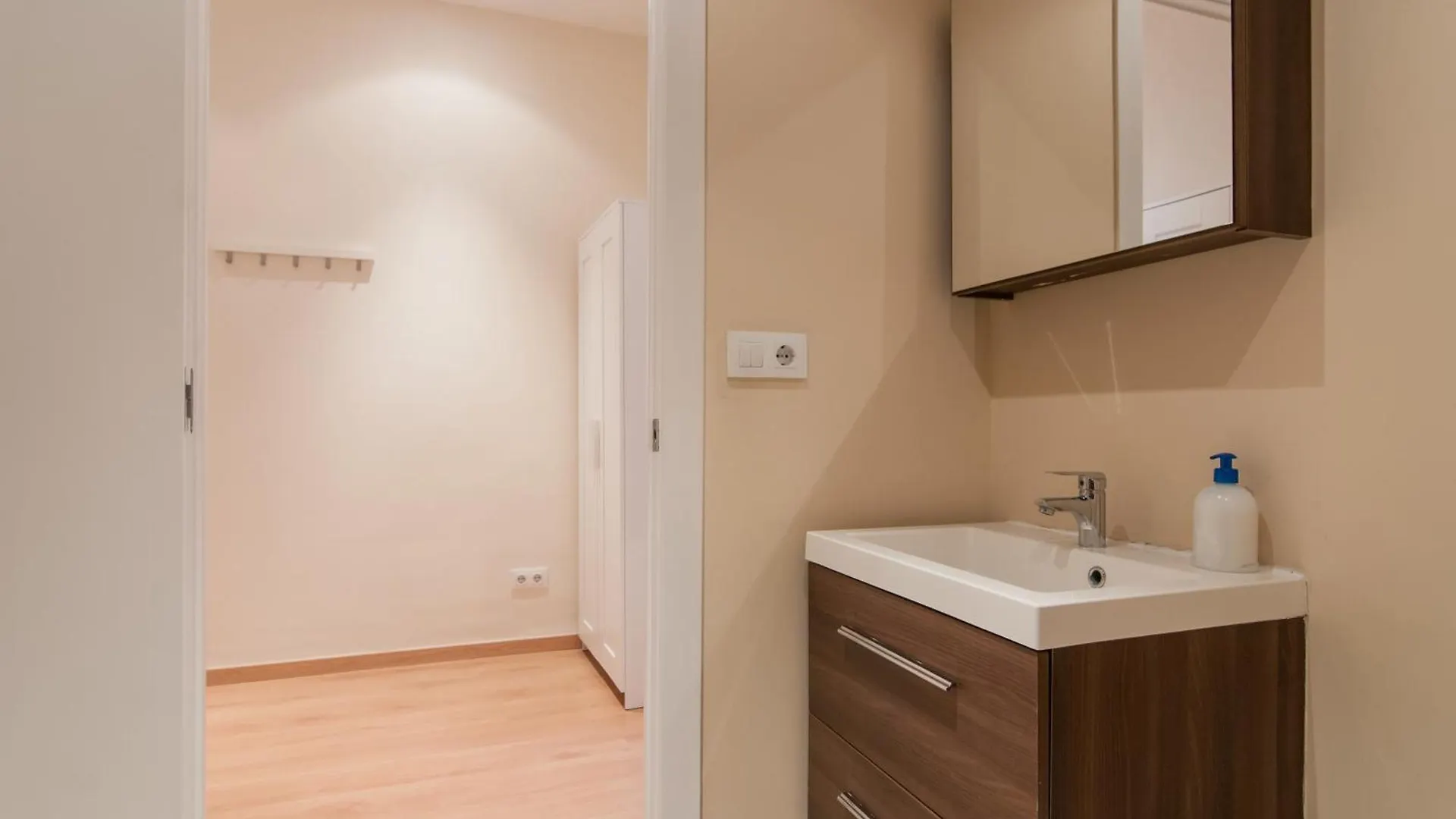 Bbarcelona Apartments Córsega Flats Espanha